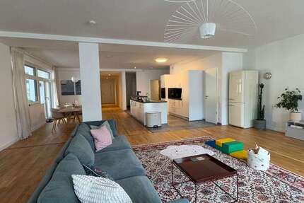 Wohnung zum Mieten in Aschaffenburg 2.400 € 230.79 m² 5 zimmer