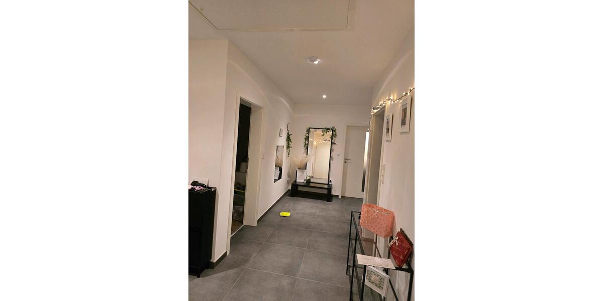 Neubauwohnung mit 140qm in ruhiger Lage 4 zimmer