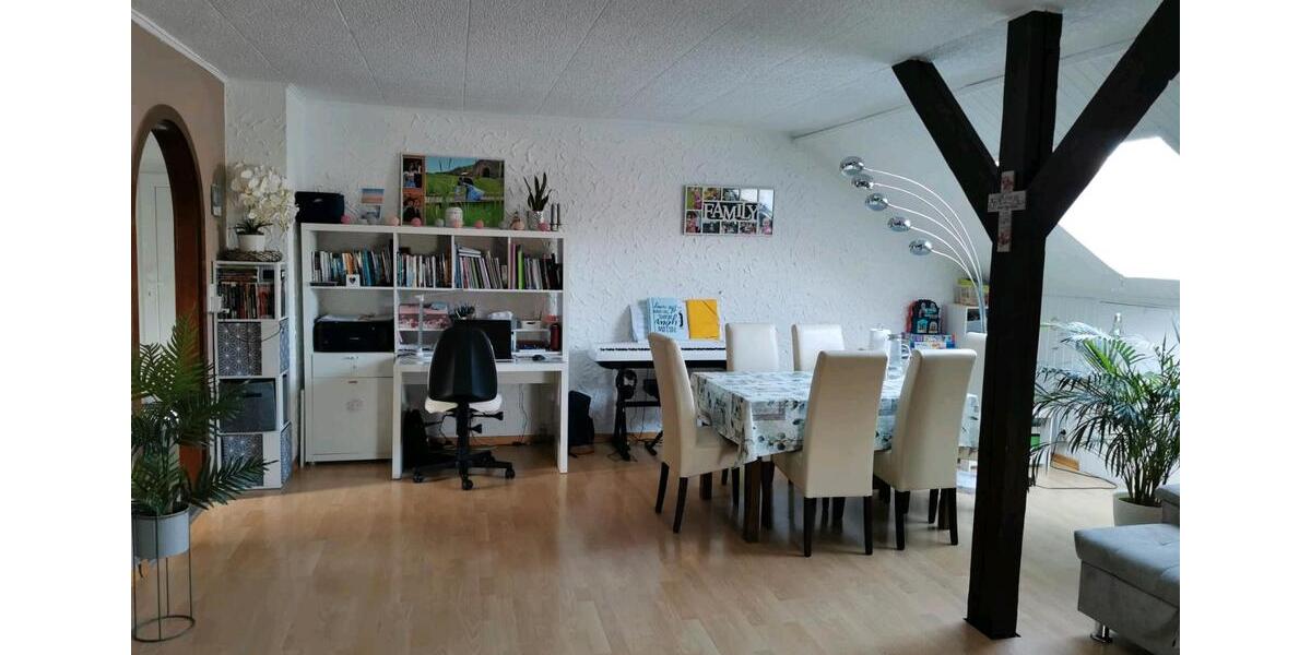 Dachgeschoßwohnung Taunusstein - 3 Zimmer, 86 m&sup2;, 1.196&euro; | Angebot:26466647