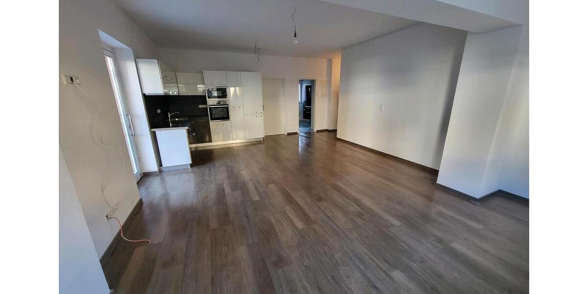 Erdgeschoßwohnung Calw - 3 Zimmer, 90 m&sup2;, 1.450&euro; | Angebot:24682164