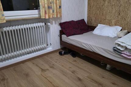 Möbliertes ein Einzelzimmer 4 zimmer