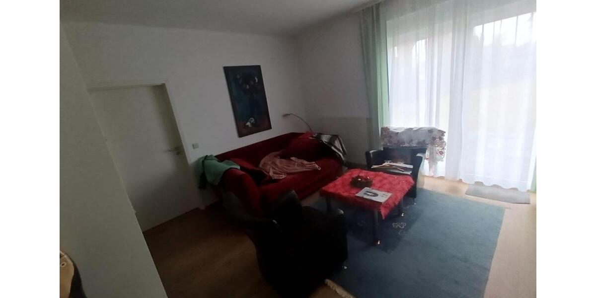 Haus mit Grundstück zu vermieten in LindenbergTauche. 300m Edeka 2.5 zimmer