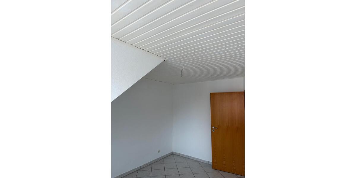 Maisonettenwohnung Ober-Olm Olm - 3 Zimmer, 78 m&sup2;, 1.180&euro; | Angebot:26592200