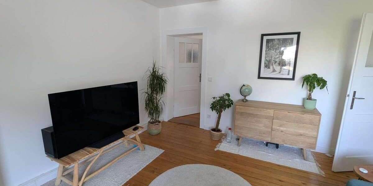 Etagenwohnung Aschaffenburg Damm - 3 Zimmer, 80 m&sup2;, 1.080&euro; | Angebot:27275355