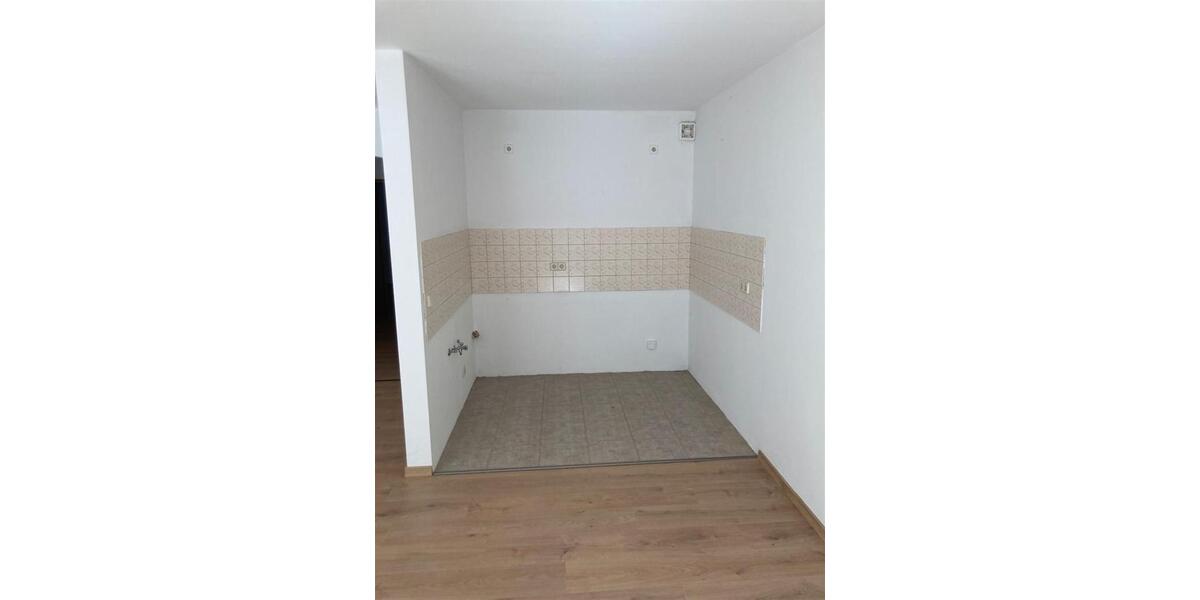 Etagenwohnung Leisnig - 2 Zimmer, 68 m&sup2;, 299&euro; | Angebot:26041736