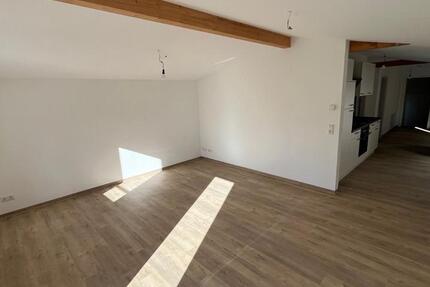 Wohnung Plau am See - 4 Zimmer, 84 m&sup2;, 930&euro; | Angebot:25404856