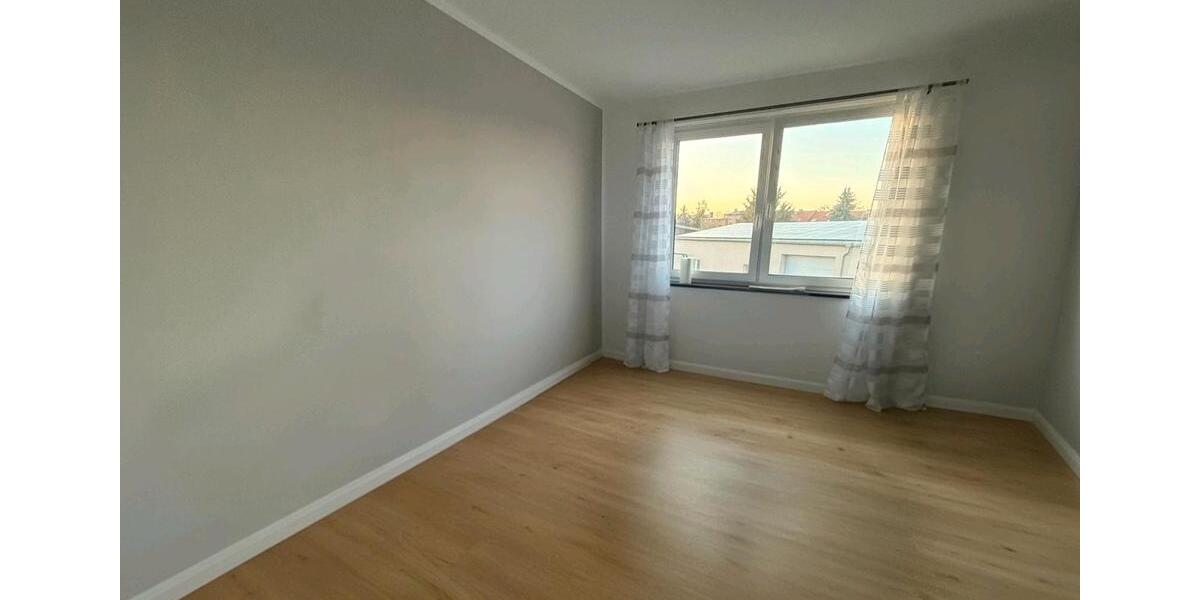 Etagenwohnung Raguhn-Jeßnitz Jeßnitz - 2 Zimmer, 75 m&sup2;, 981&euro; | Angebot:25394585