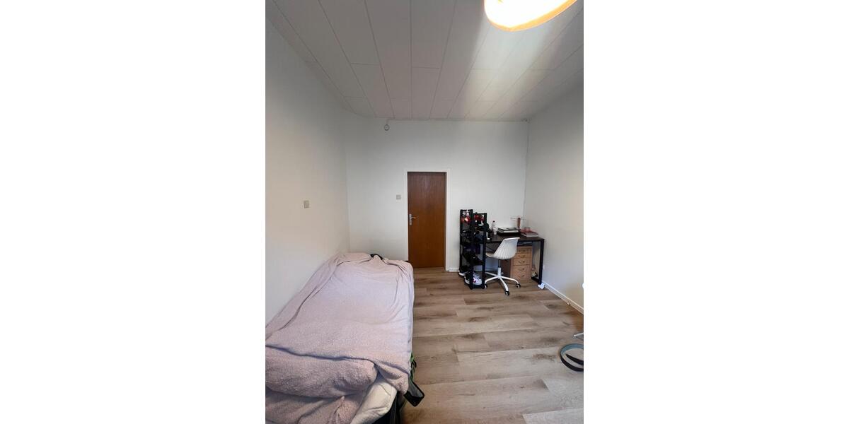 Wohnen auf Zeit Osnabrück Dodesheide - 6 Zimmer, 14 m&sup2;, 325&euro; | Angebot:25658448