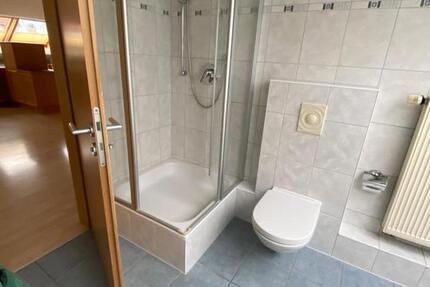 Wohnung Kassel Bettenhausen - 3 Zimmer, 102 m&sup2;, 900&euro; | Angebot:25929939