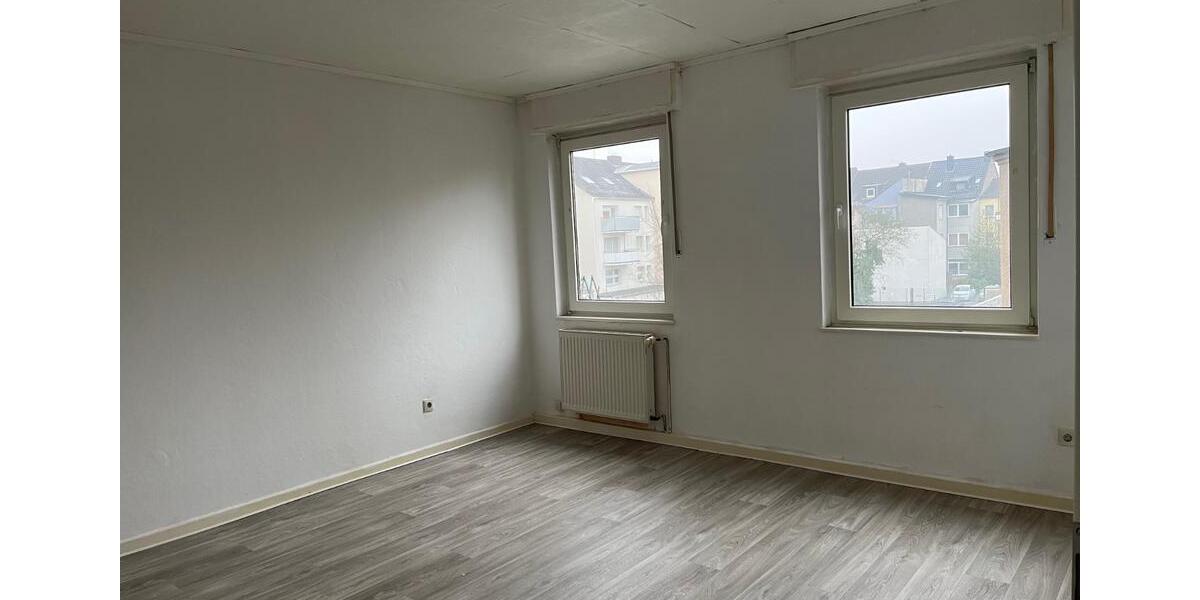 Zentral gelegene 1-Zimmerwohnung mit Wohnküche und Süd-Balkon 1 zimmer