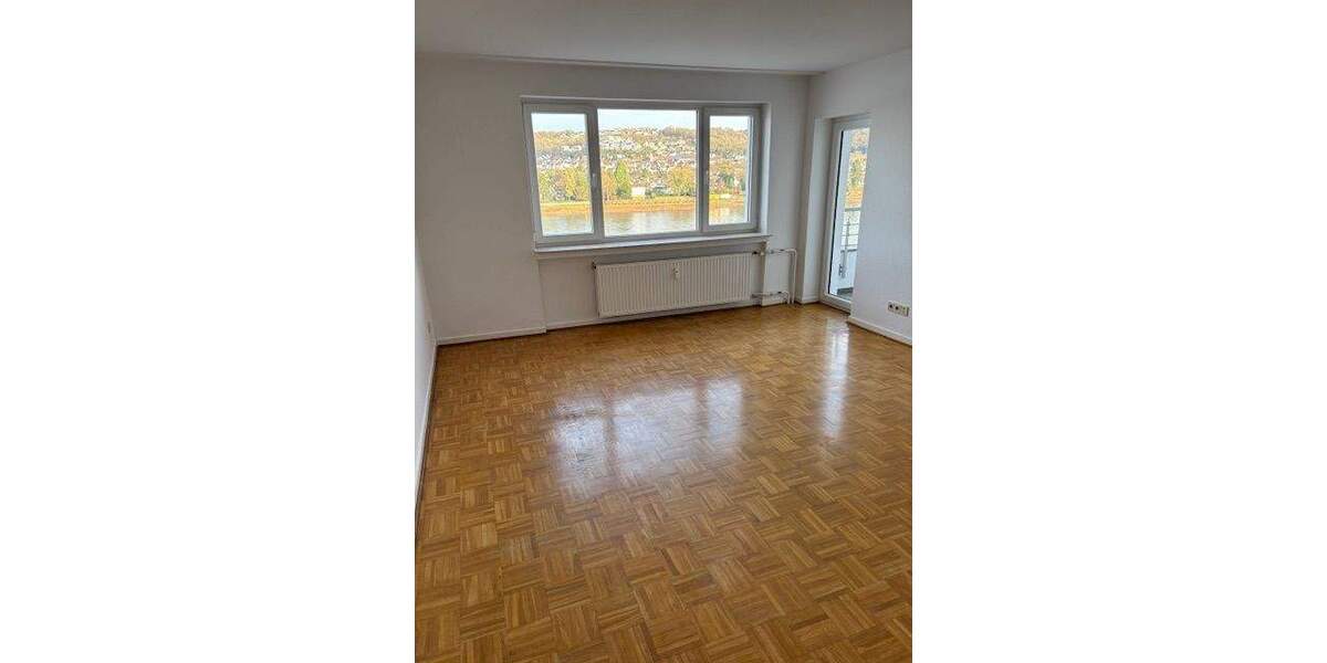 Etagenwohnung Remagen - 4 Zimmer, 90 m&sup2;, 985&euro; | Angebot:25702806