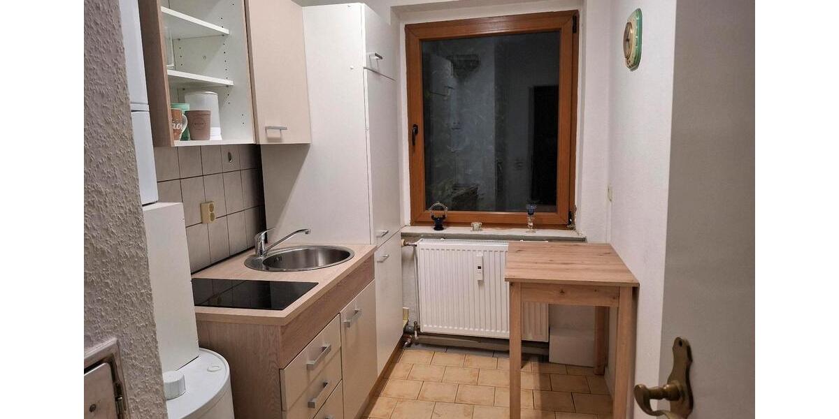 Erdgeschoßwohnung Parchim - 1 Zimmer, 33 m&sup2;, 270&euro; | Angebot:24653062
