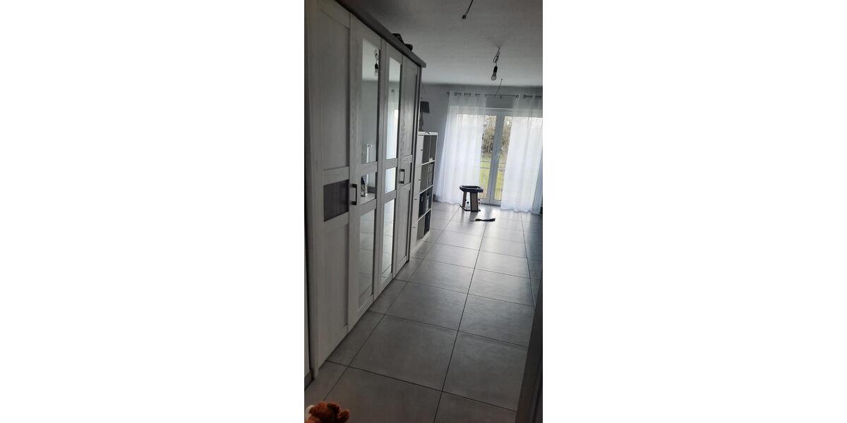 Dachgeschoßwohnung Hundsangen - 2 Zimmer, 85 m&sup2;, 1.000&euro; | Angebot:25787775