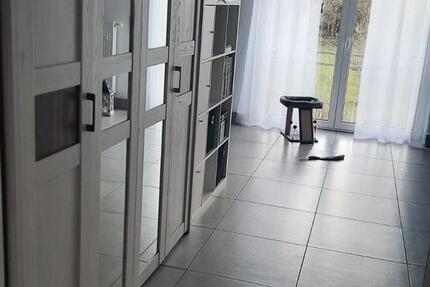 Wohnung Hundsangen - 2 Zimmer, 85 m&sup2;, 1.000&euro; | Angebot:25787775