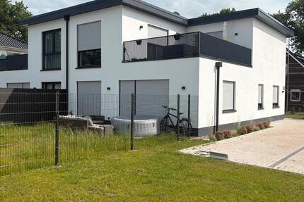 Wohnung Martfeld - 3 Zimmer, 81 m&sup2;, 1.200&euro; | Angebot:25052299