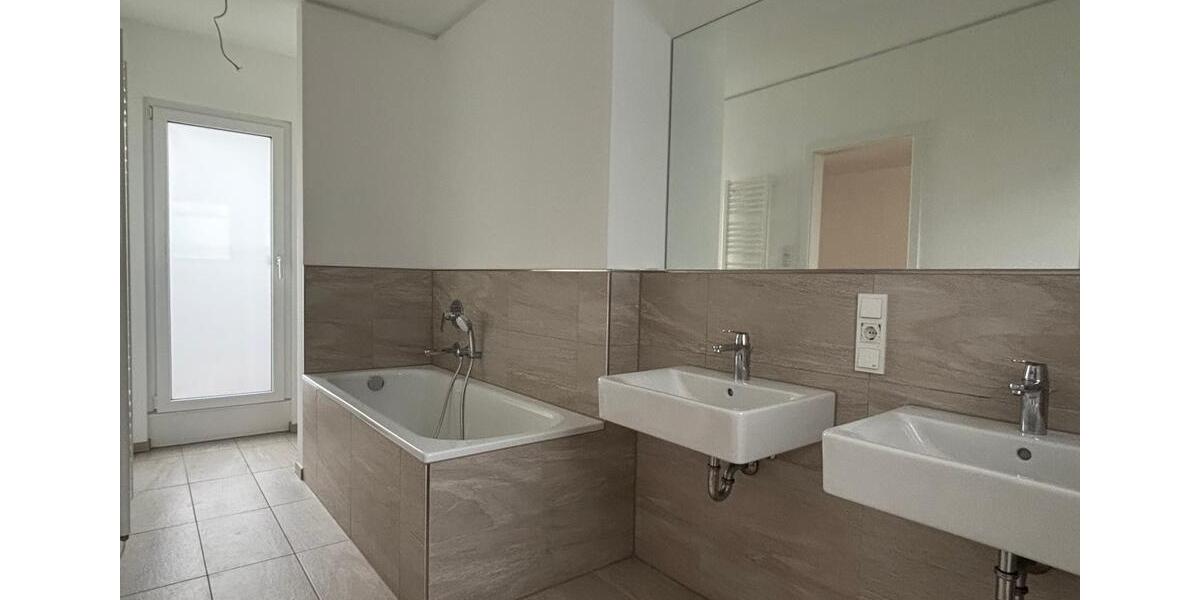Etagenwohnung Düsseldorf Stadtbezirk 3 - 3 Zimmer, 103 m&sup2;, 1.887&euro; | Angebot:24116704