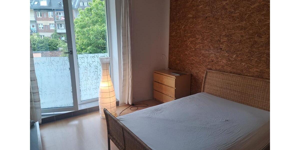 Wohnen auf Zeit Düsseldorf Oberbilk - 1 Zimmer, 18 m&sup2;, 645&euro; | Angebot:26578277