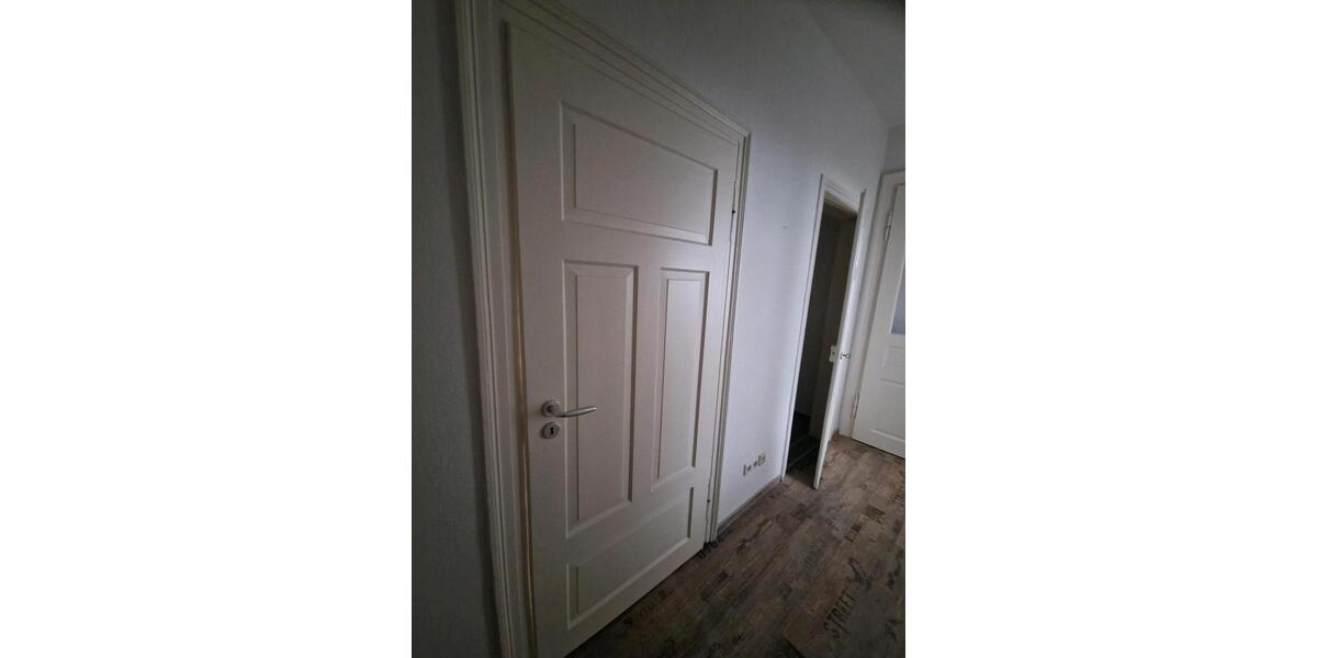 Etagenwohnung Leisnig - 3 Zimmer, 75 m&sup2;, 540&euro; | Angebot:24738060