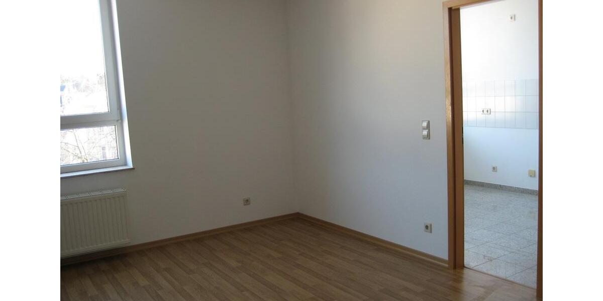 Etagenwohnung Limbach-Oberfrohna Oberfrohna - 1 Zimmer, 37 m&sup2;, 250&euro; | Angebot:25108605
