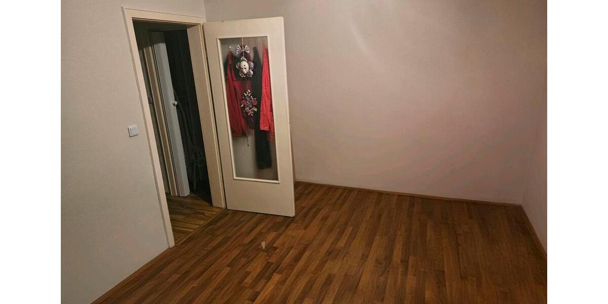 Hochparterre Emden - 1 Zimmer, 75 m&sup2;, 800&euro; | Angebot:24815629