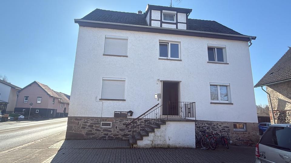 Etagenwohnung Alsfeld - 3 Zimmer, 84 m&sup2;, 930&euro; | Angebot:25287470