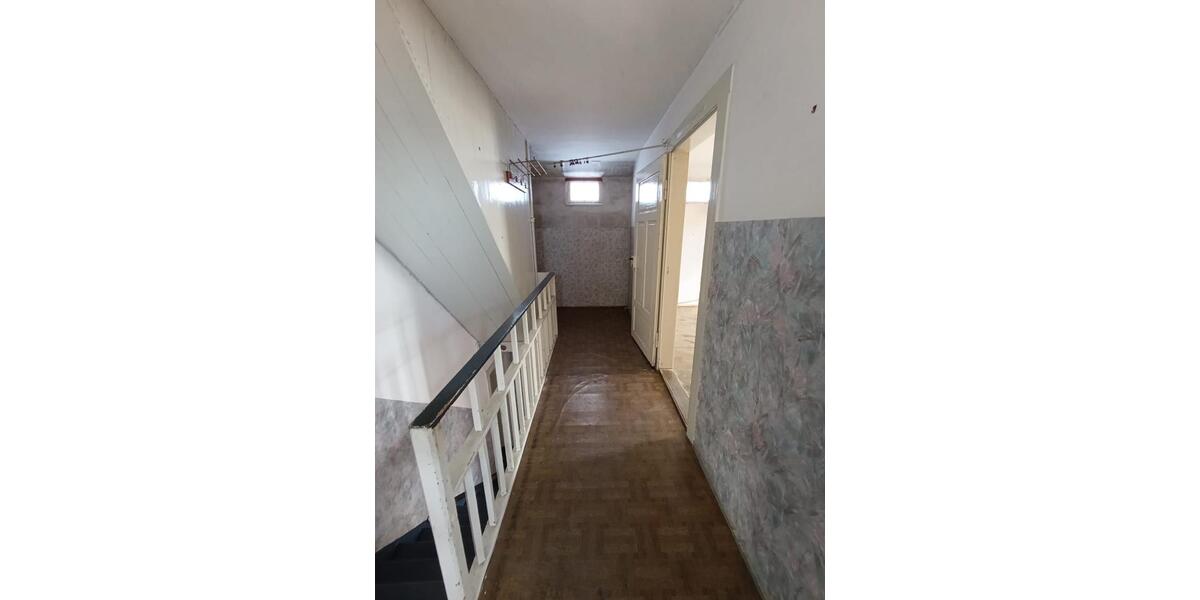 Einfamilienhaus Neustadt in Sachsen - 6 Zimmer, 140 m&sup2;, 200&euro; | Angebot:24863011