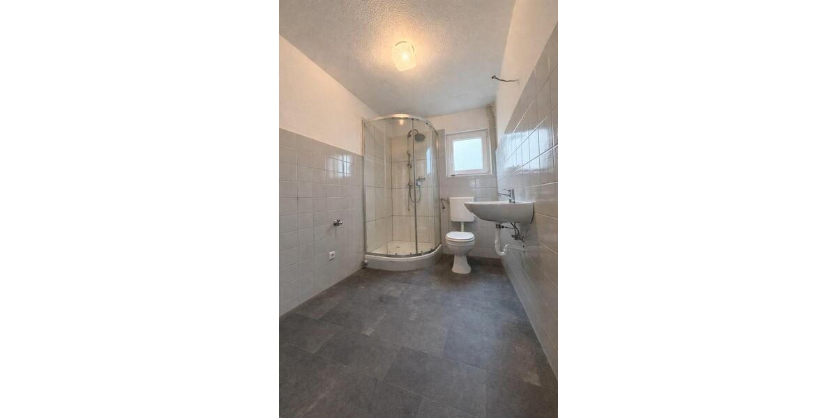 Dachgeschoßwohnung Lollar - 3 Zimmer, 78 m&sup2;, 740&euro; | Angebot:26346565