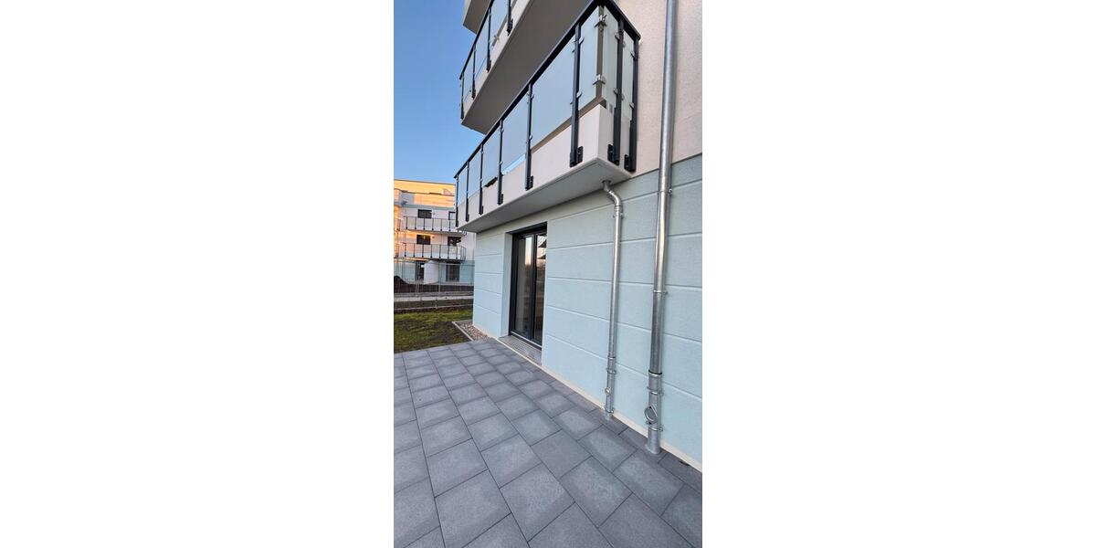 Etagenwohnung Schönefeld - 4 Zimmer, 131 m&sup2;, 3.016&euro; | Angebot:25279860