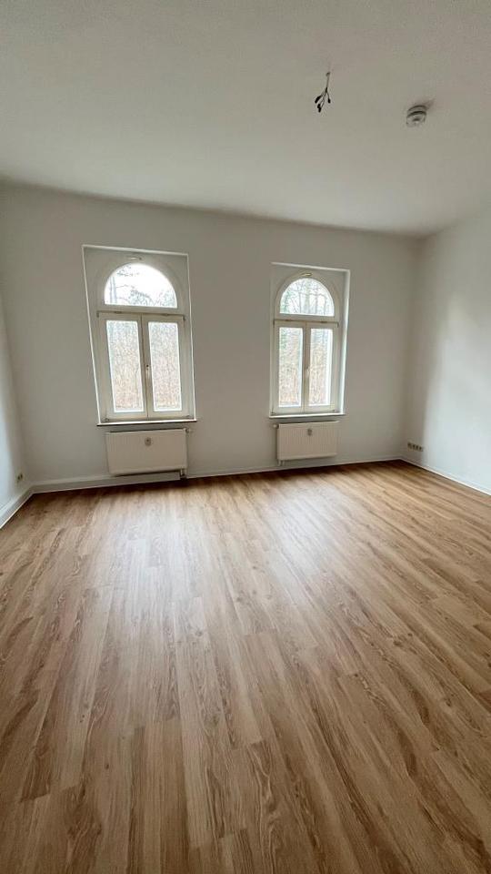 Mieten und Sparen! Wenige Stufen zum Glück - außergewöhnliche Wohnung mit Blick auf den Park
