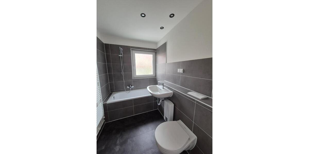 Etagenwohnung Schöningen - 3 Zimmer, 67 m&sup2;, 470&euro; | Angebot:26553833