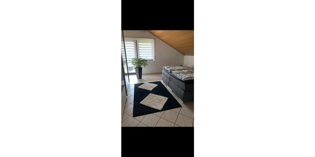 Dachgeschoßwohnung Ayl - 3 Zimmer, 110 m&sup2;, 1.150&euro; | Angebot:26166209