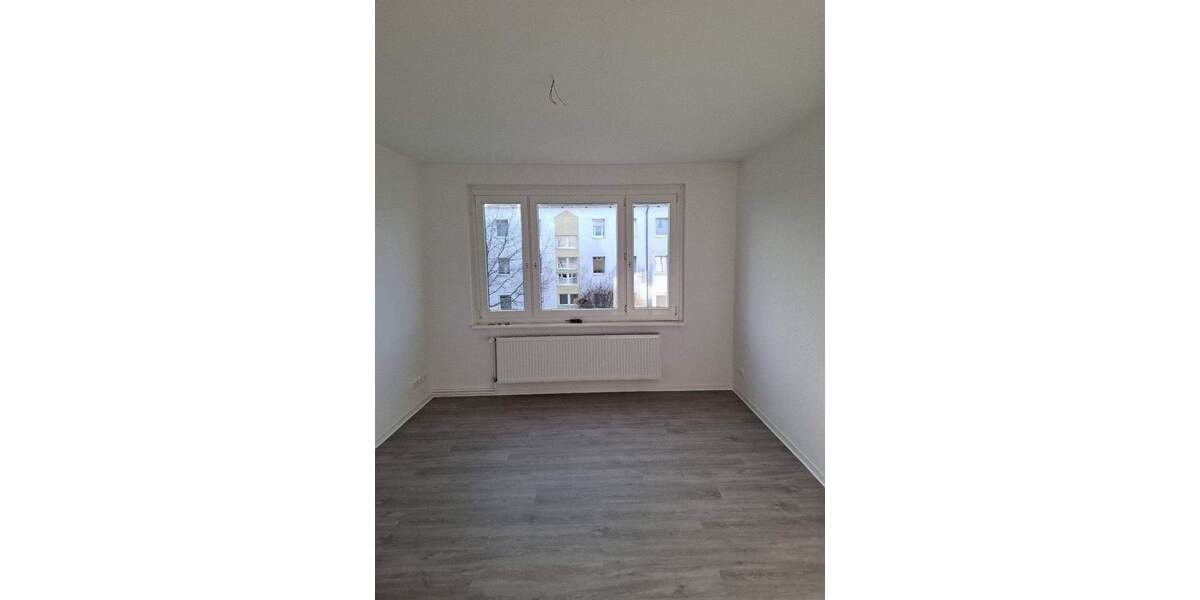 Etagenwohnung Gustow - 3 Zimmer, 63 m&sup2;, 413&euro; | Angebot:25747296