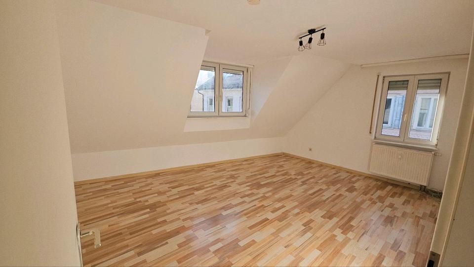 Etagenwohnung Schwäbisch Gmünd - 3 Zimmer, 90 m&sup2;, 1.180&euro; | Angebot:25983394