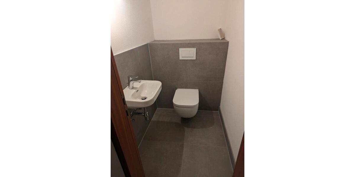 Erdgeschoßwohnung Eislingen (Fils) - 2 Zimmer, 81 m&sup2;, 1.110&euro; | Angebot:25615160