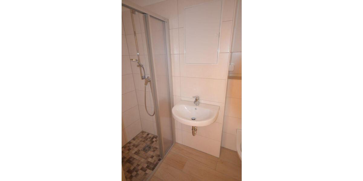 Erdgeschoßwohnung Riesa - 1 Zimmer, 26 m&sup2;, 165&euro; | Angebot:26627349