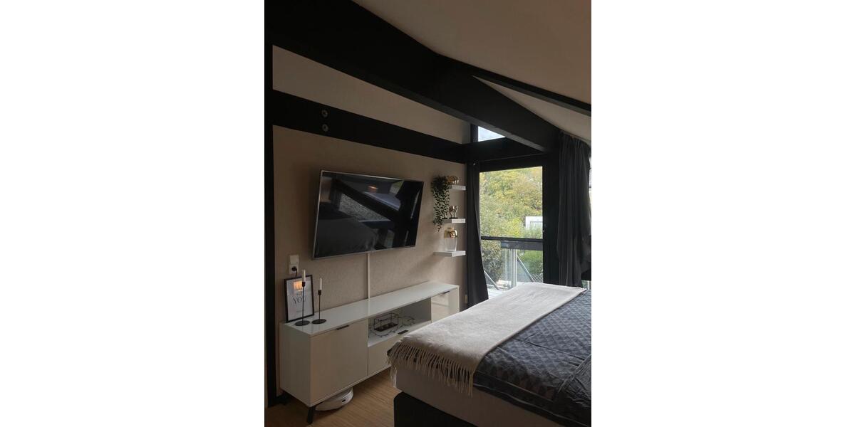 Dachgeschoßwohnung Hadamar - 3 Zimmer, 100 m&sup2;, 1.250&euro; | Angebot:26238001