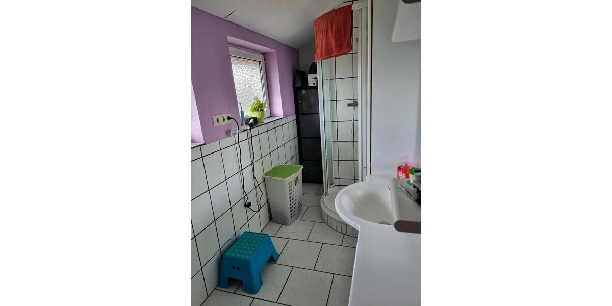 Einfamilienhaus Jever - 7 Zimmer, 190 m&sup2;, 1.400&euro; | Angebot:25898817