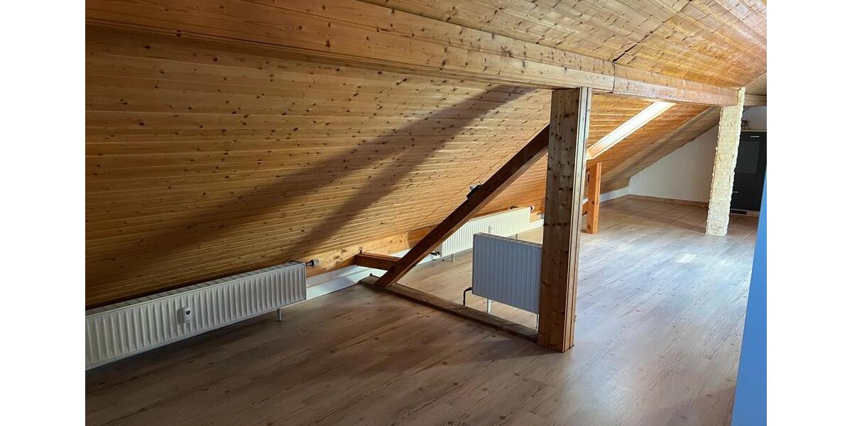Dachgeschoßwohnung Beilngries - 1 Zimmer, 63 m&sup2;, 550&euro; | Angebot:26676123
