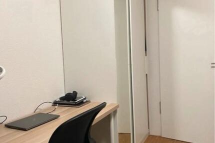 Nettes WG-Zimmer in Stuttgart-Vaihingen :) für Frauen zimmer