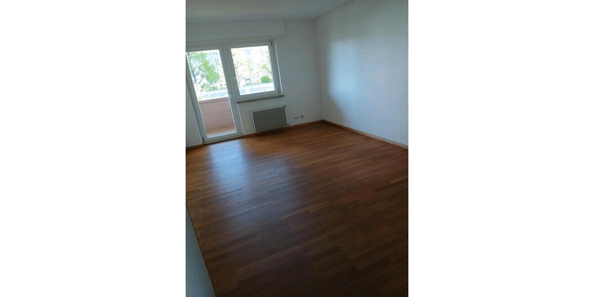 Wohnen auf Zeit Grenzach-Wyhlen Wyhlen - 9 Zimmer, 300 m&sup2;, 399&euro; | Angebot:26153925