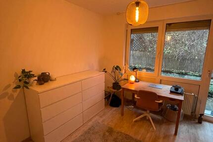 Helles, teilmöbliertes WG-Zimmer in top Lage 1 zimmer