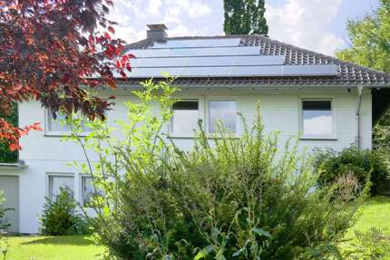 Haus Kassel Nordshausen - 7 Zimmer, 190 m&sup2;, 2.000&euro; | Angebot:26032104