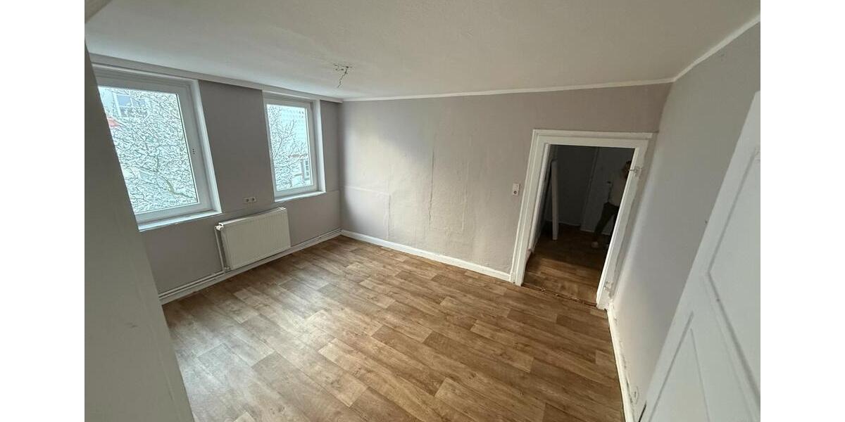 Dachgeschoßwohnung Bückeburg - 5 Zimmer, 130 m&sup2;, 790&euro; | Angebot:24651447