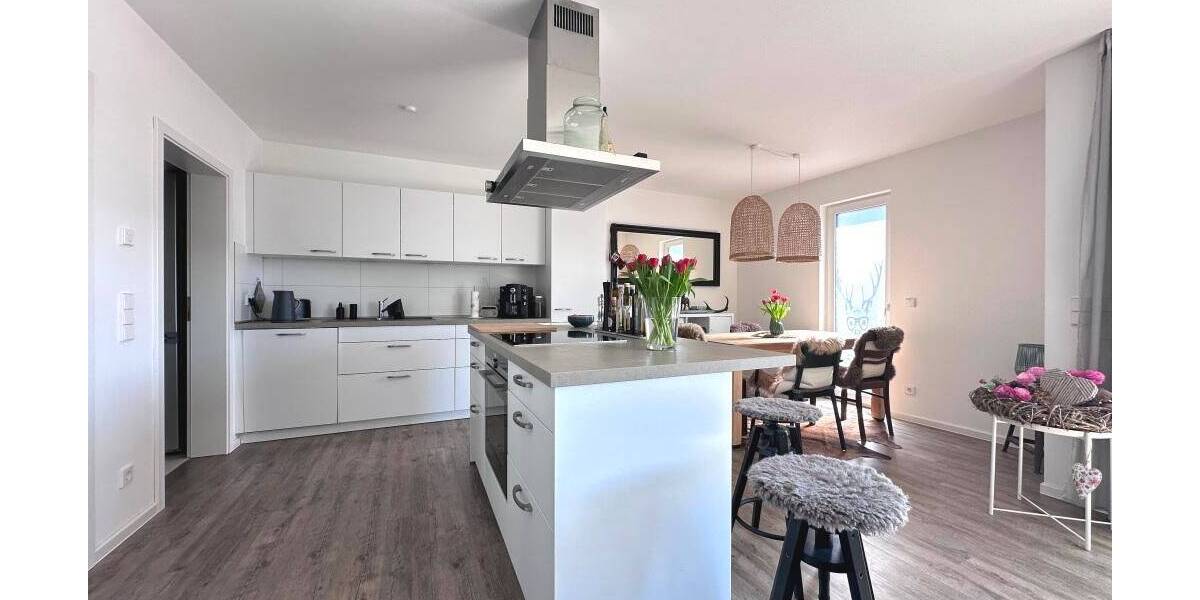 Etagenwohnung Kressbronn am Bodensee Kressbronn - 3 Zimmer, 108 m&sup2;, 1.480&euro; | Angebot:26256889