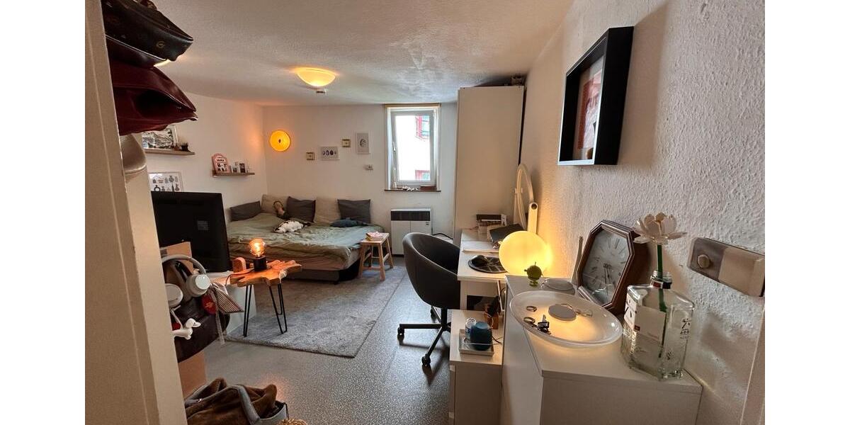 Etagenwohnung Marburg - 1 Zimmer, 15 m&sup2;, 435&euro; | Angebot:26649779