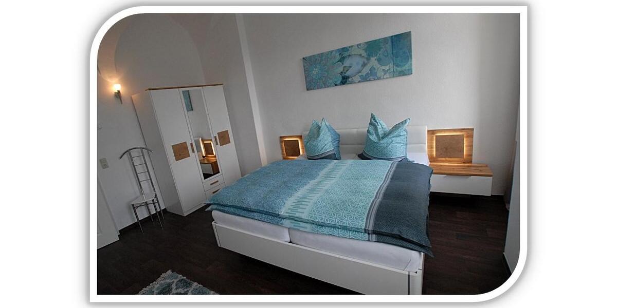 Etagenwohnung Schleiz - 3 Zimmer, 100 m&sup2;, 800&euro; | Angebot:26003734