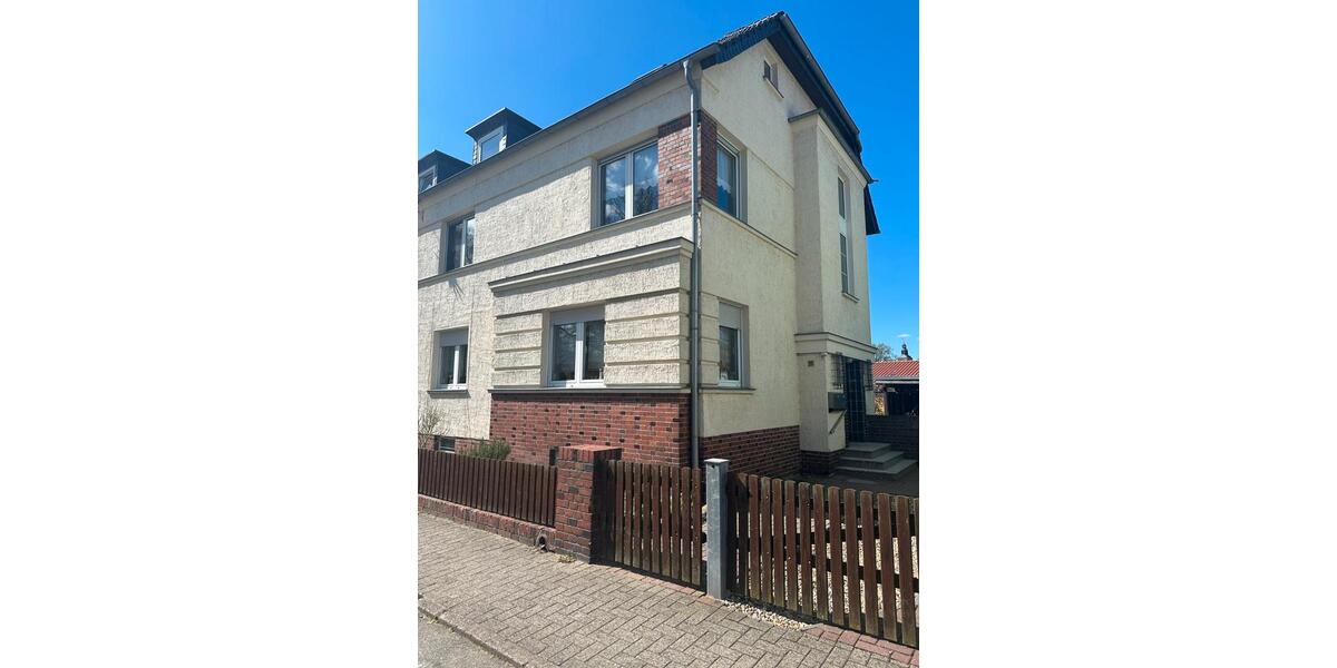 Erdgeschoßwohnung Gardelegen - 3 Zimmer, 74 m&sup2;, 430&euro; | Angebot:26251786