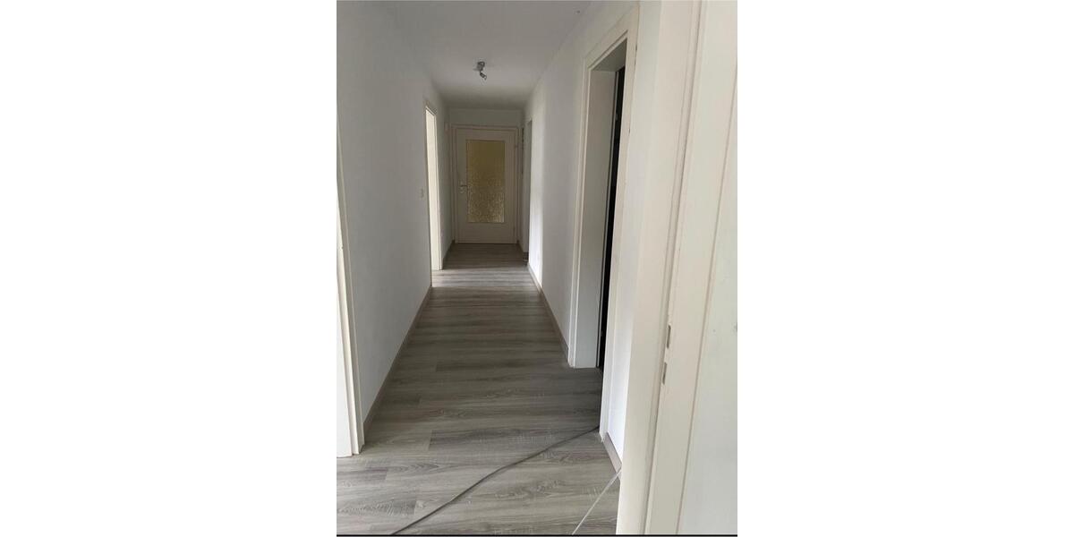 Etagenwohnung Bad Berleburg - 2.5 Zimmer, 75 m&sup2;, 425&euro; | Angebot:26023944