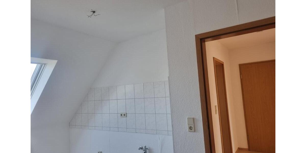 Dachgeschoßwohnung Halberstadt - 2 Zimmer, 55 m&sup2;, 300&euro; | Angebot:23768307