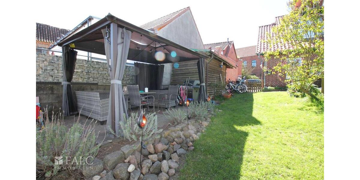 Dachgeschoßwohnung Dömitz - 4 Zimmer, 110 m&sup2;, 880&euro; | Angebot:26632663